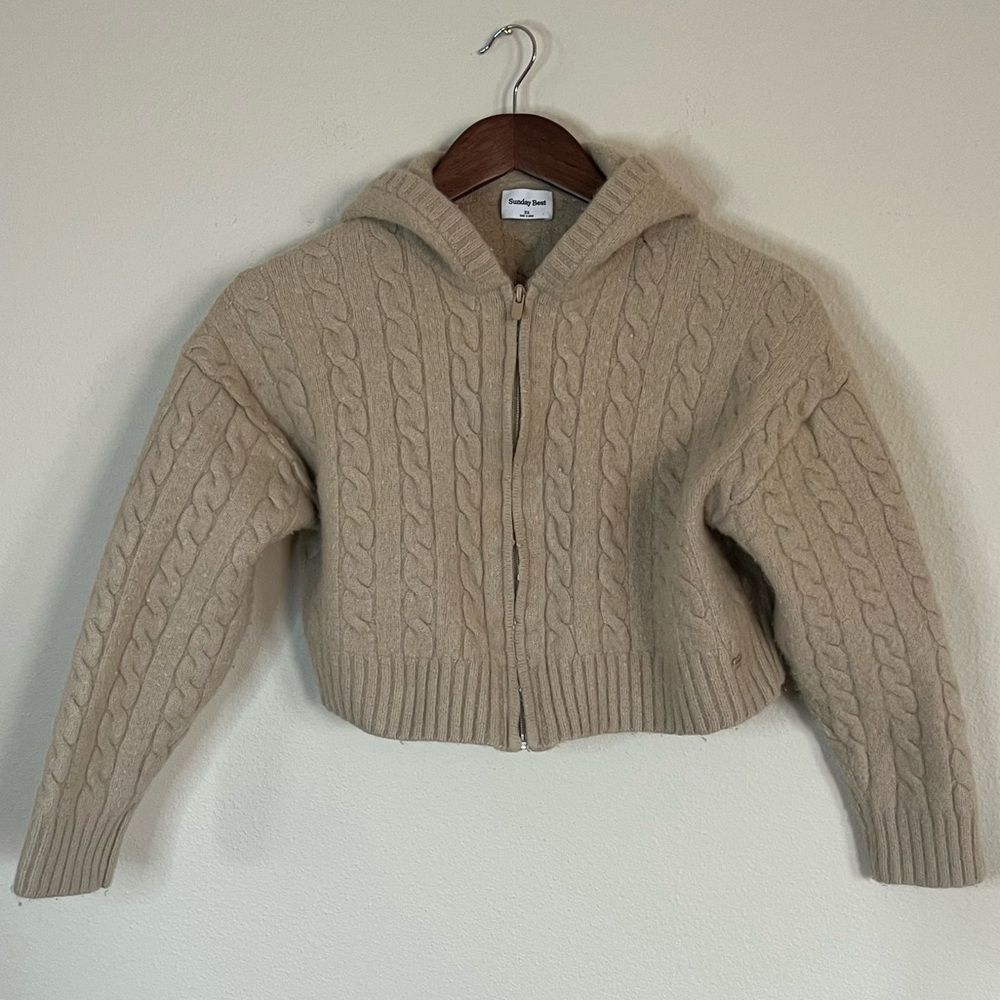 Aritzia Sunday Best Destiny Sweater Size XS